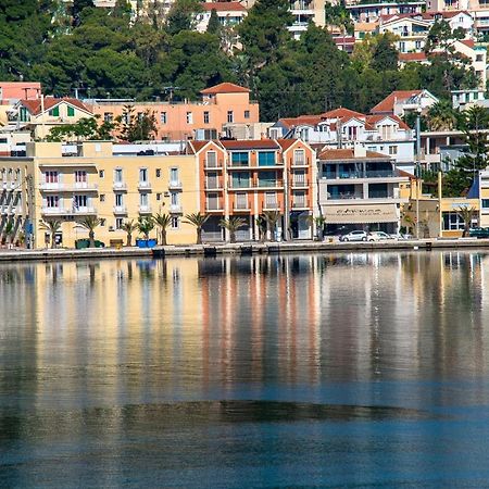 A & B Minimal Suite Ιι With Sea View In Argostoli Kültér fotó