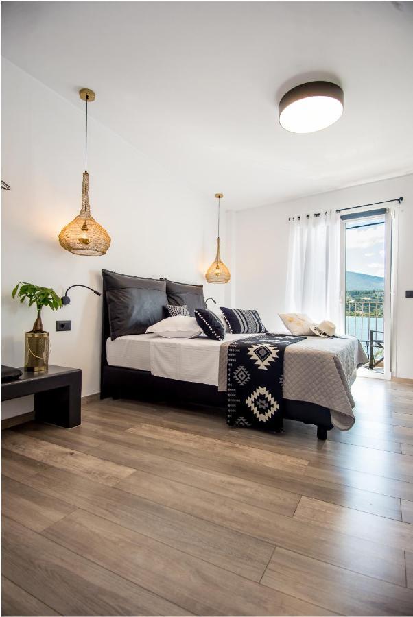 A & B Minimal Suite Ιι With Sea View In Argostoli Kültér fotó